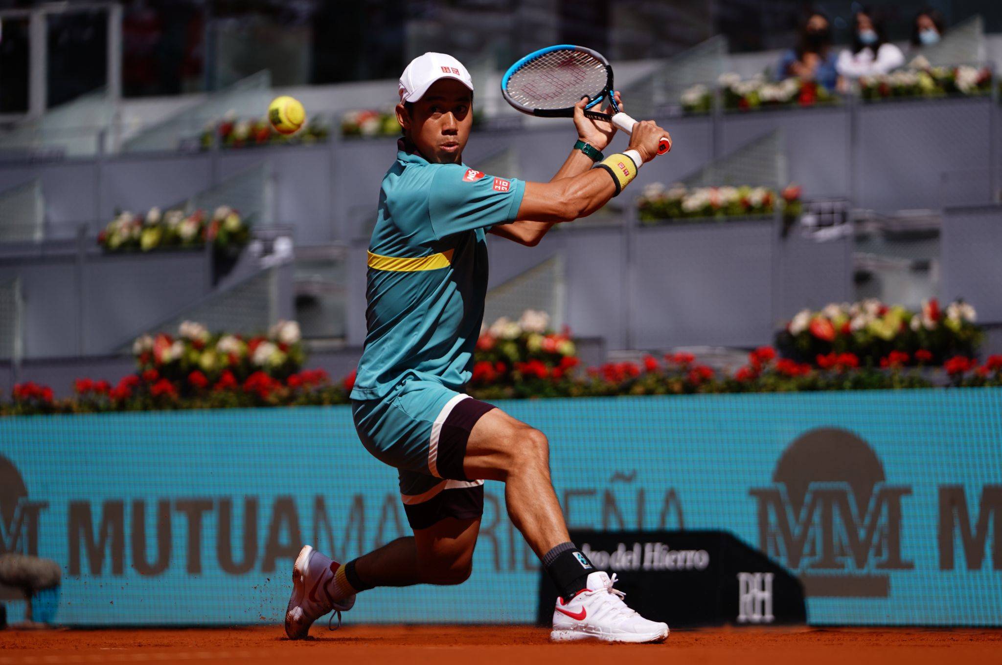 V5绝杀PSG,Chovy开启传奇时刻强强对话入围赛,锁定晋级资格 V5绝杀PSG,Chovy开启传奇时刻强强对话入围赛,锁定晋级资格