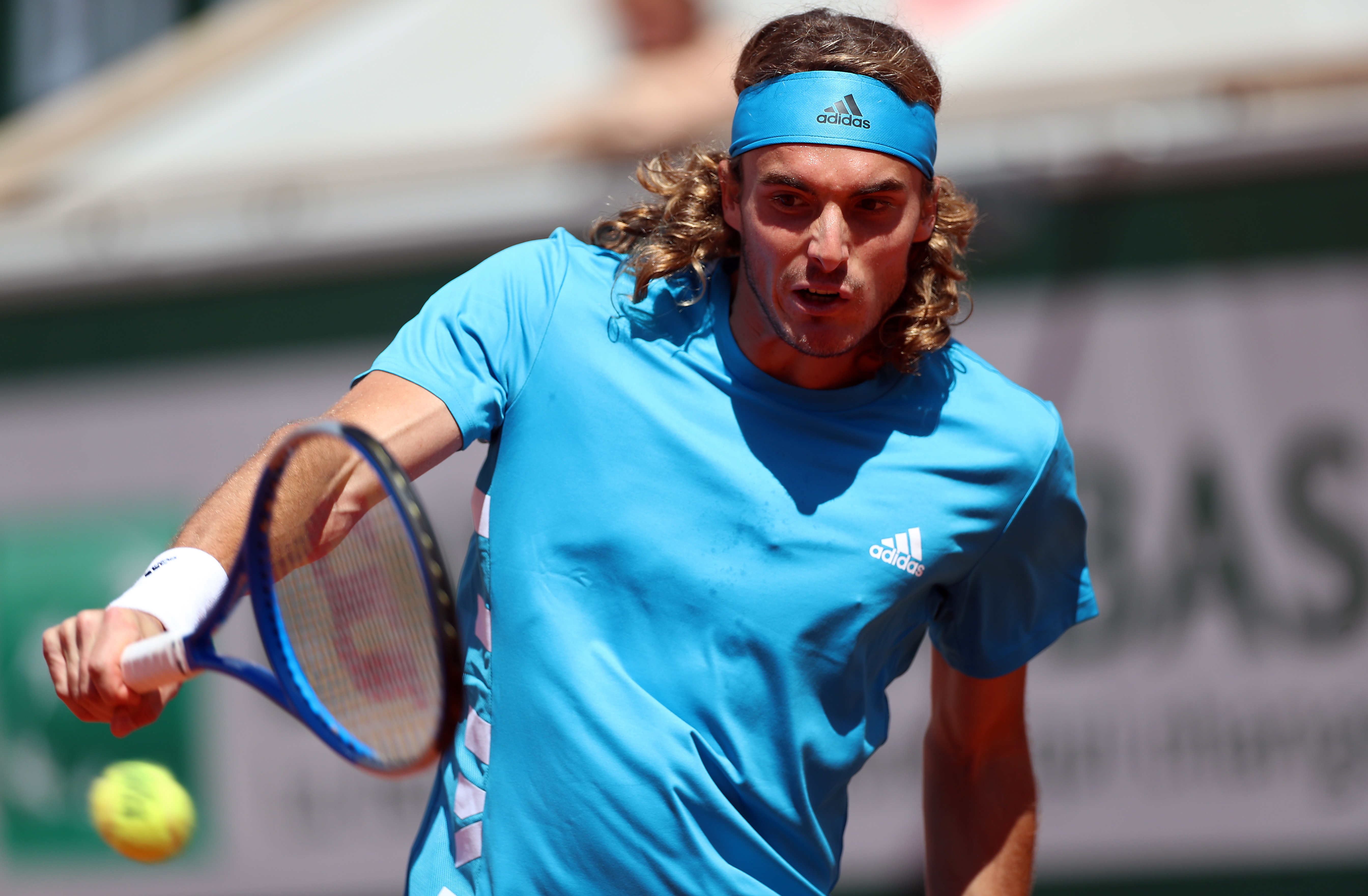 澳大利亚网球队血洗法国网球队,西西帕斯关键制胜的简单介绍 澳大利亚网球队血洗法国网球队,西西帕斯关键制胜的简单介绍